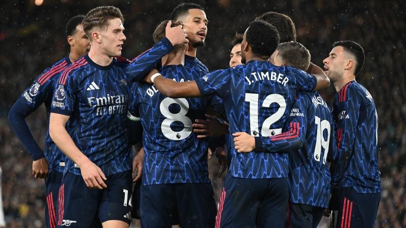 战前集结！《球球大作战》组队免费领战机！全新资料片4月4日上线